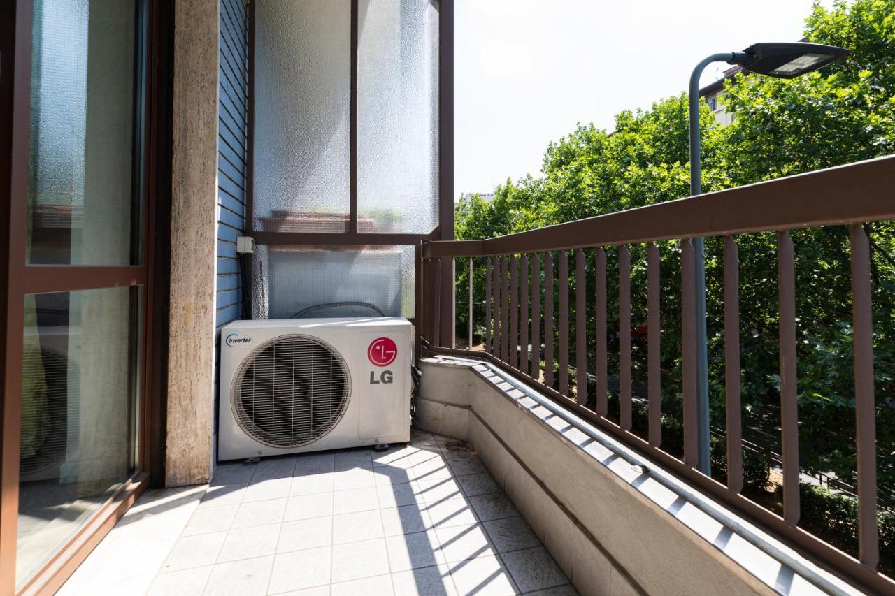 Appartement De Angeli - 2 Bedroom Milan